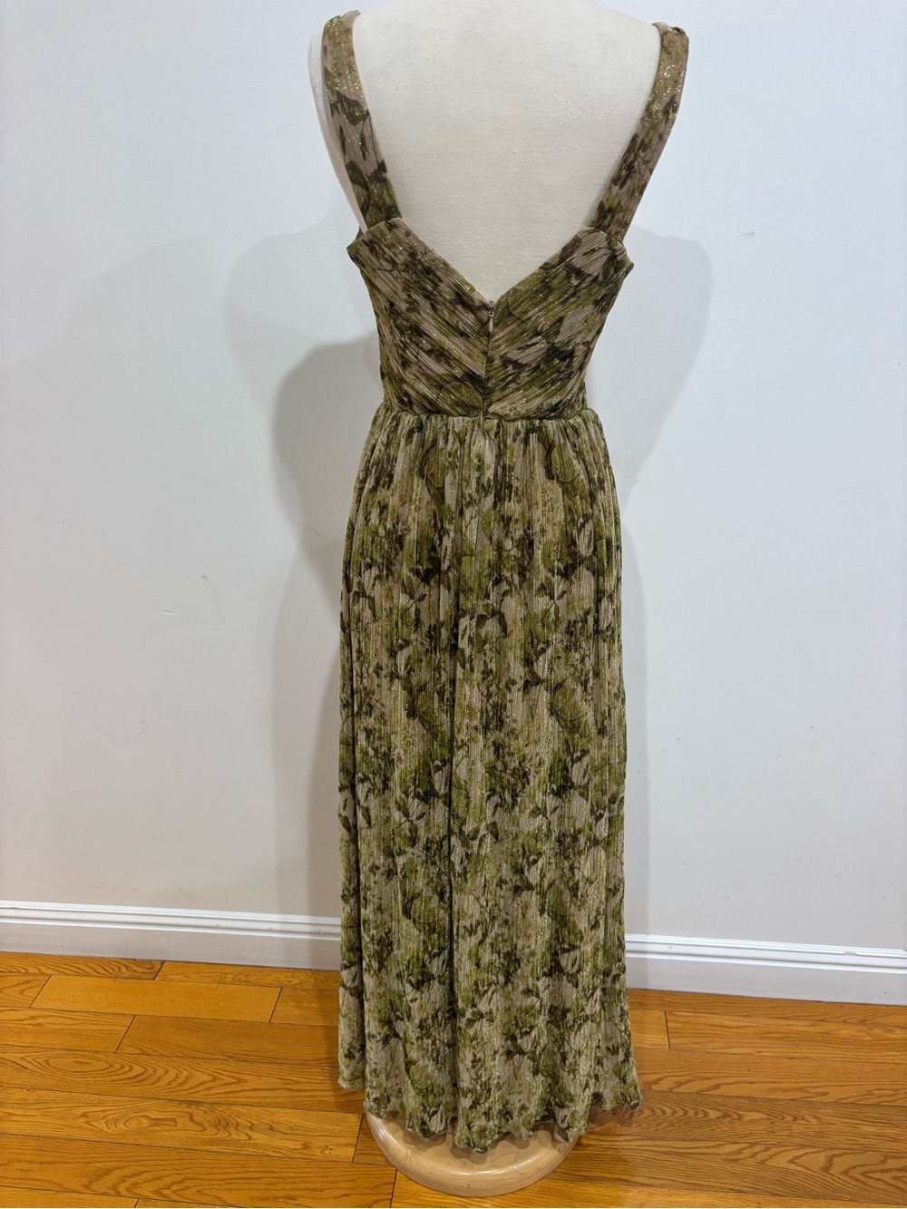 Dress the Population Mirabella Gown, Size: M - Picture 10 of 13